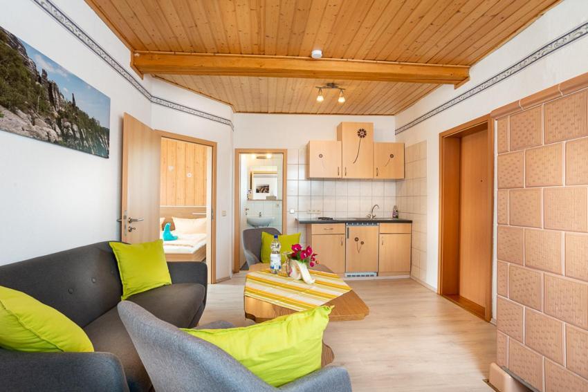 Ferienhaus "Zur Alten Schule" Mittelndorf Bagian luar foto